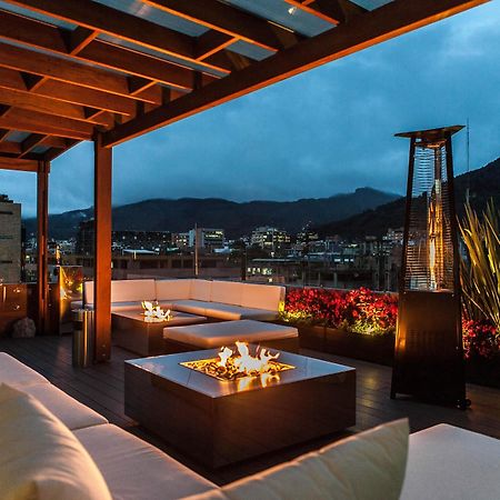 Best Western Plus 93 Park Hotel Bogota Exterior photo Rooftop bar at the Four Seasons Hotel, Santiago